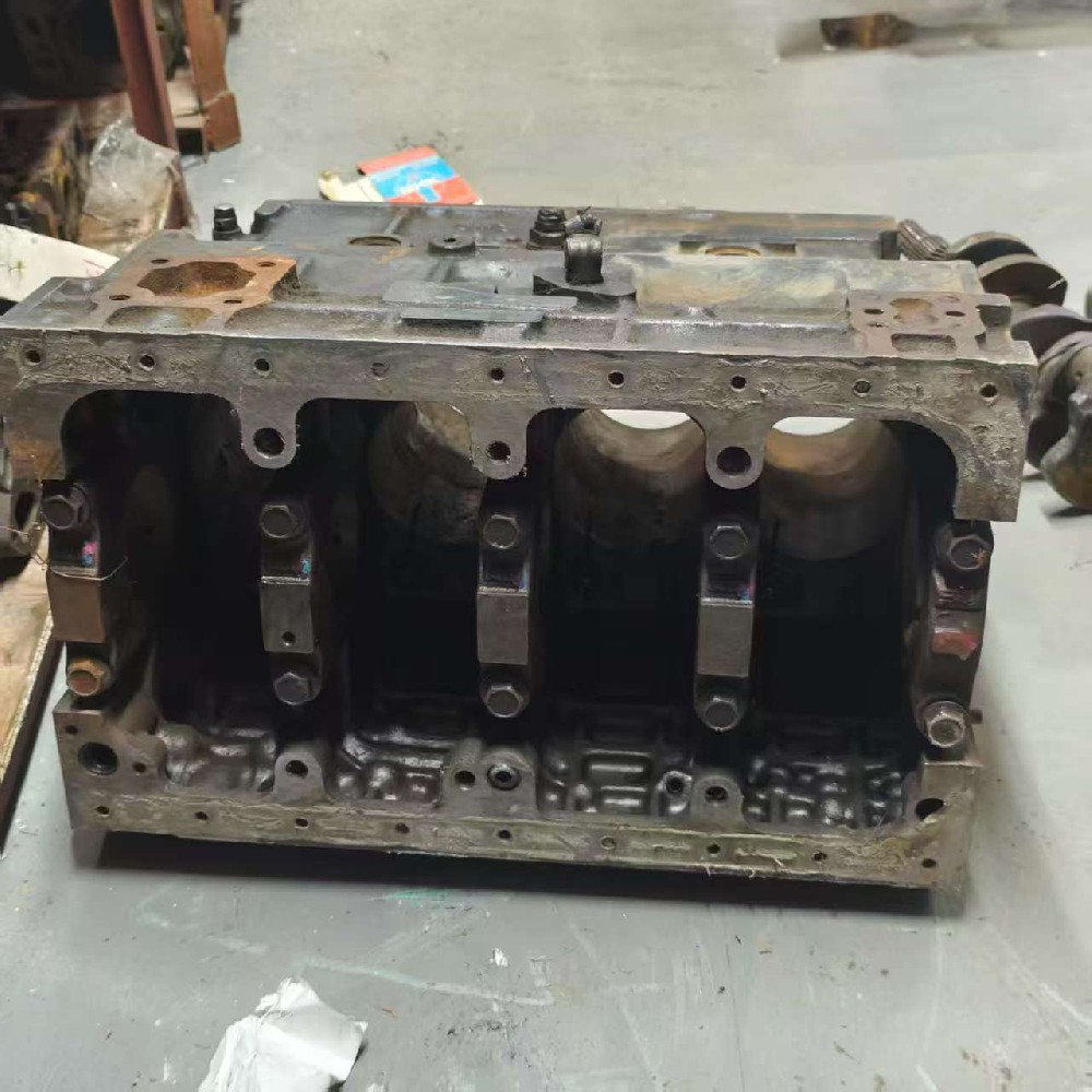 Cylinder block  6745-21-1108 Excellent service high quality, fast delivery original  in stock